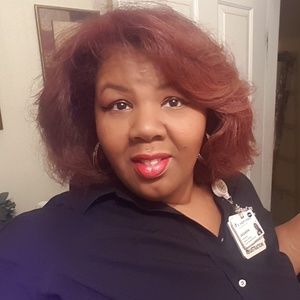 Meet your Posher, Jacqueline